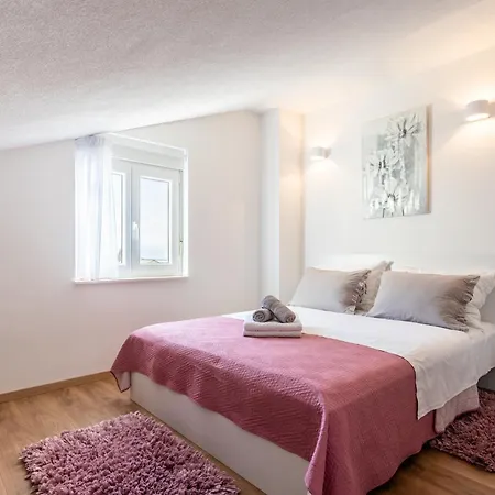 בית נופש Ana Perfect For Families With Kids And Groups,house With Heated Pool *