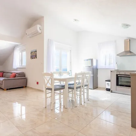 Ana Perfect For Families With Kids And Groups,house With Heated Pool *