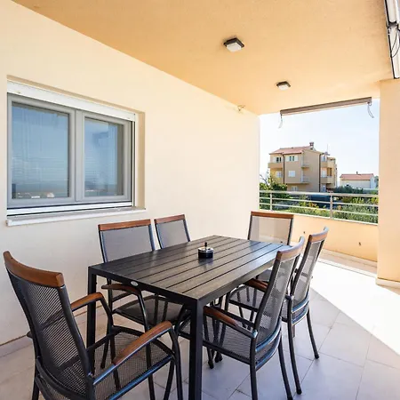 Ana Perfect For Families With Kids And Groups,house With Heated Pool בית נופש