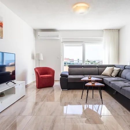 Ana Perfect For Families With Kids And Groups,house With Heated Pool 別荘