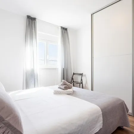 Ana Perfect For Families With Kids And Groups,house With Heated Pool