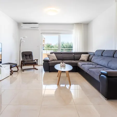 別荘 Ana Perfect For Families With Kids And Groups,house With Heated Pool ポドストラナ