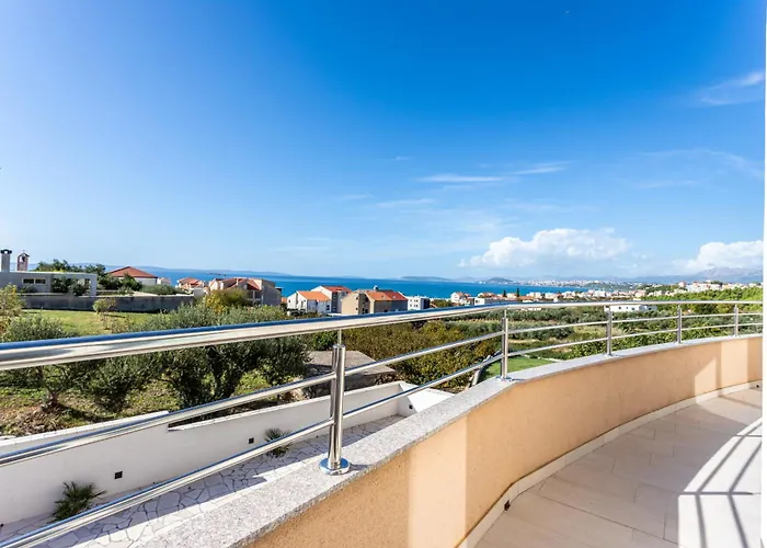 Ana Perfect For Families With Kids And Groups,house With Heated Pool בית נופש פודסטראנה