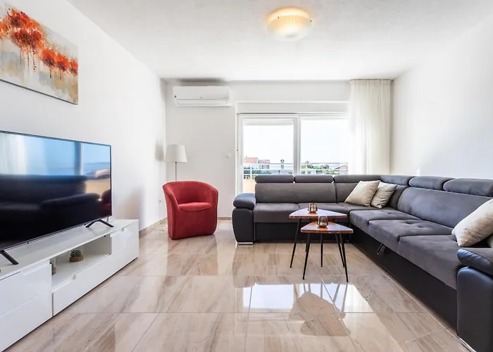 Ana Perfect For Families With Kids And Groups,house With Heated Pool בית נופש