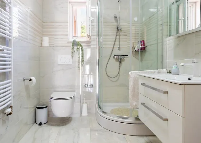 Ana Perfect For Families With Kids And Groups,house With Heated Pool בית נופש פודסטראנה