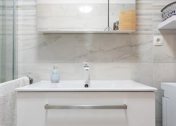 Ana Perfect For Families With Kids And Groups,house With Heated Pool פודסטראנה