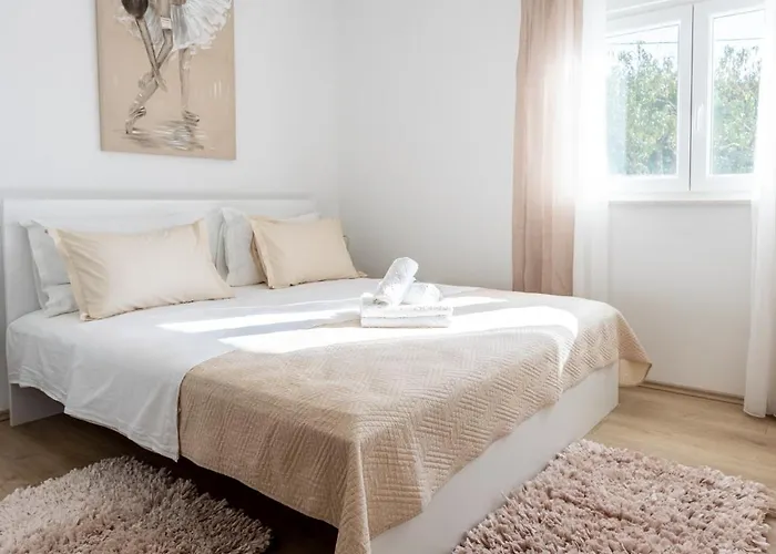 Ana Perfect For Families With Kids And Groups,house With Heated Pool * פודסטראנה