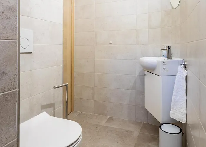 Ana Perfect For Families With Kids And Groups,house With Heated Pool *