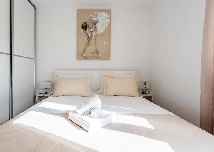 Ana Perfect For Families With Kids And Groups,house With Heated Pool בית נופש