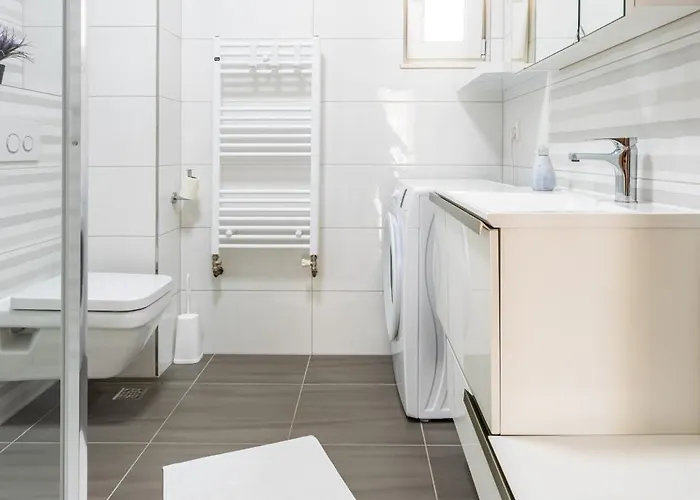 Ana Perfect For Families With Kids And Groups,house With Heated Pool בית נופש פודסטראנה